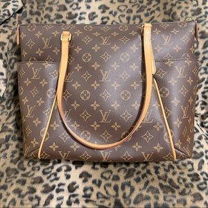 Louis Vuitton Totally MM